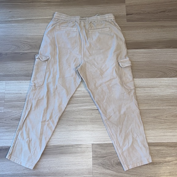 Athleta Womens Cargo Joggers - Picture 3 of 3